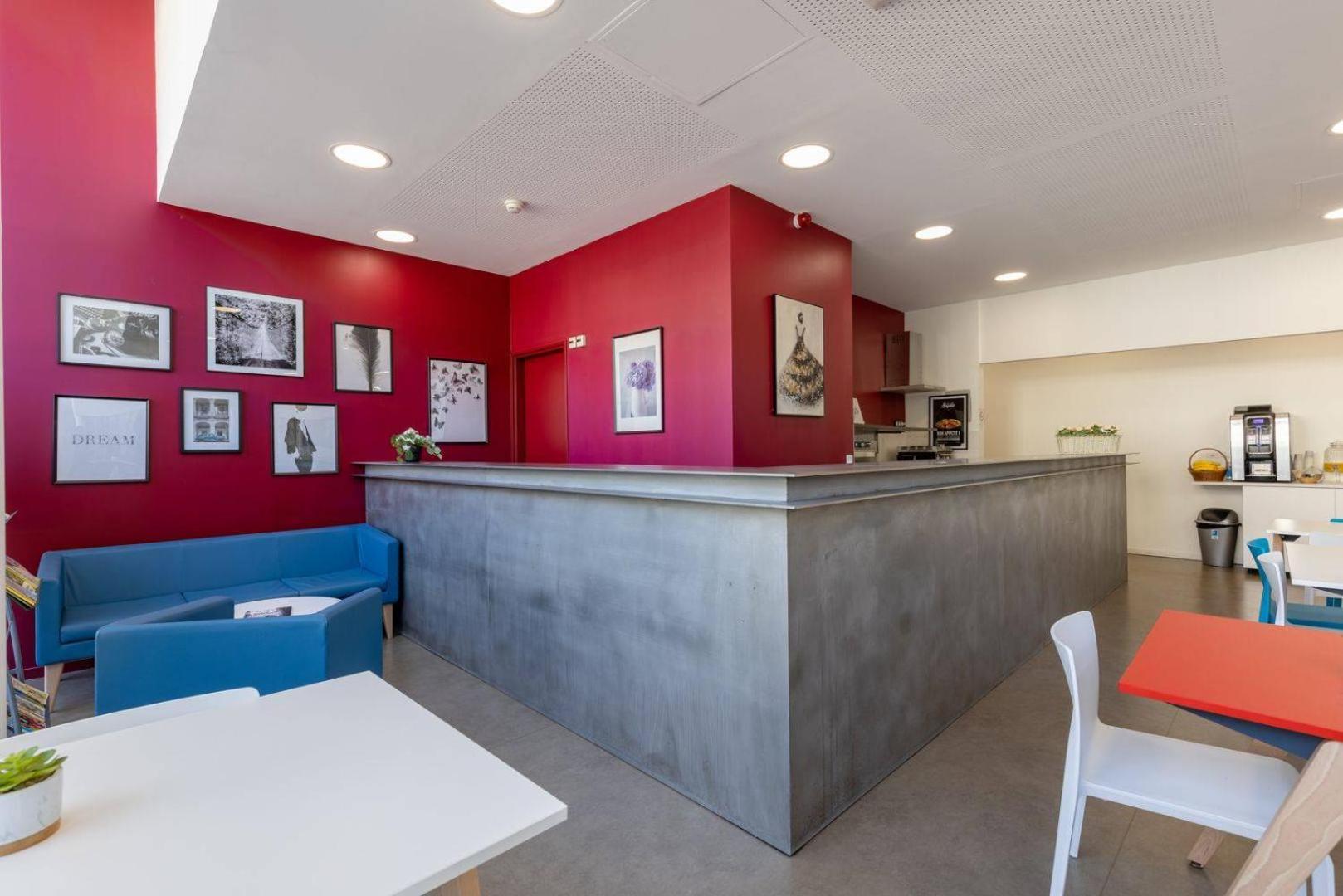 Study Hotel Bordeaux Lormont Exterior photo