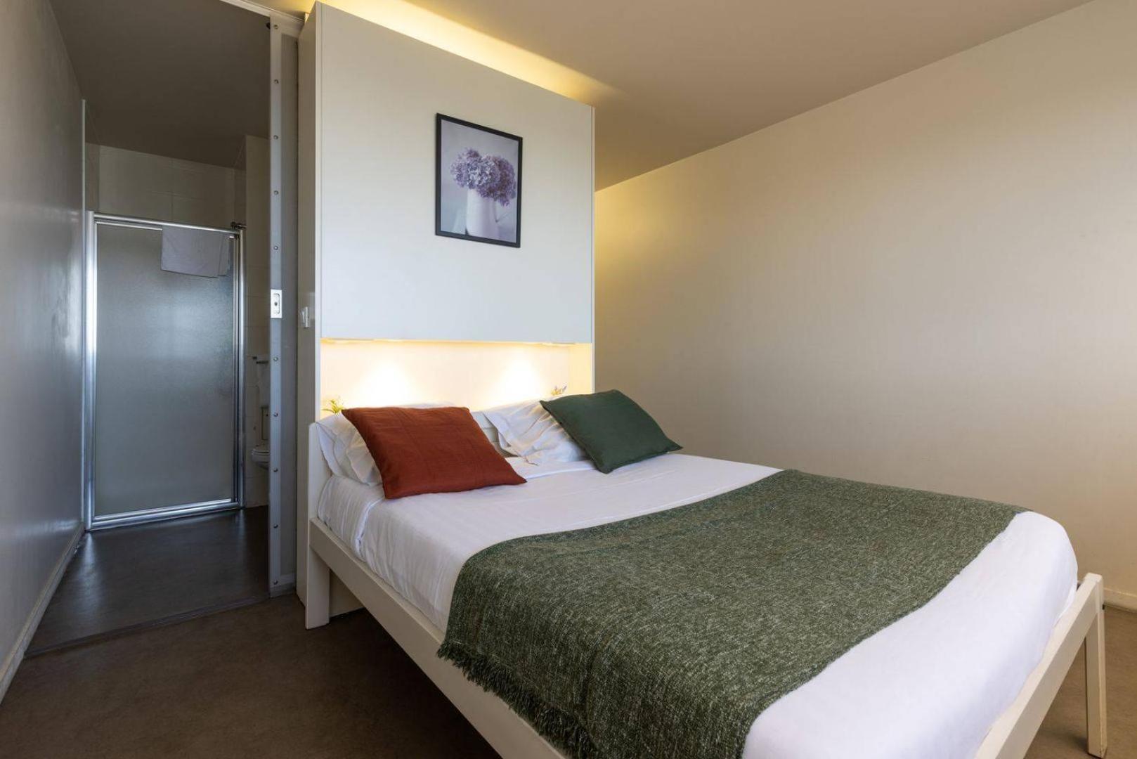 Study Hotel Bordeaux Lormont Exterior photo