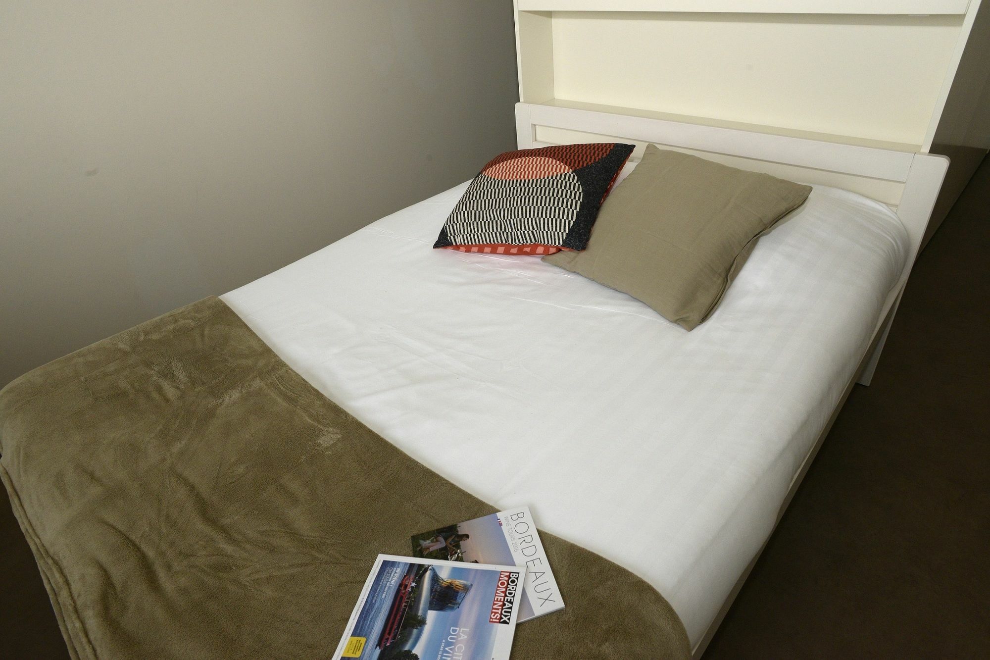 Study Hotel Bordeaux Lormont Exterior photo